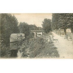 carte postale ancienne 78 MEULAN. Bateau et Enfant au Petit Bras de Juziers