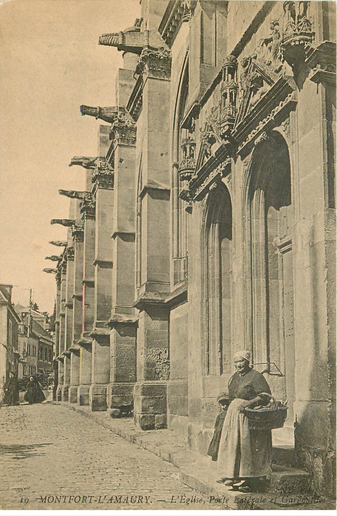 carte postale ancienne 78 MONTFORT-L'AMAURY. Porte et Gargouilles de l'Eglise