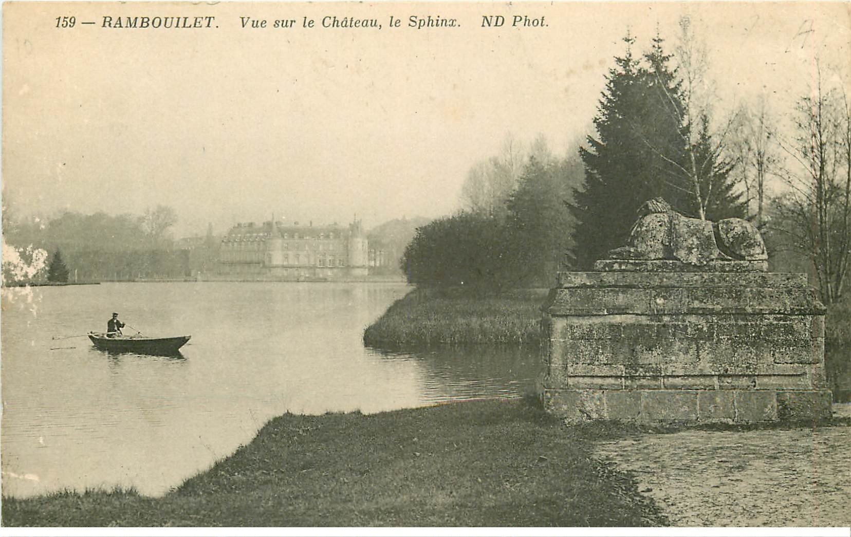 carte postale ancienne 78 RAMBOUILLET. Château le Sphinx canotier