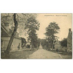 carte postale ancienne 14 CROISSANVILLE. Route de Cherbourg 1914 avec Facteur