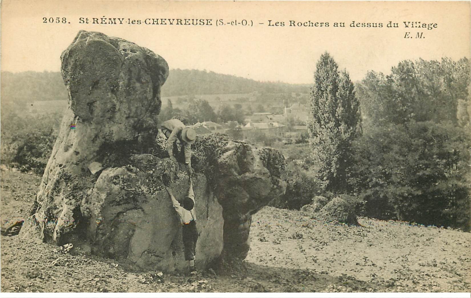 carte postale ancienne 78 SAINT-REMY-LES- CHEVREUSE. Les Rochers belle animation