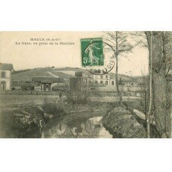 carte postale ancienne 78 MAULE. La Gare vue de la Mauldre 1912