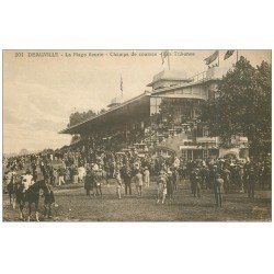 carte postale ancienne 14 DEAUVILLE. Les Tribunes au Champs de Courses. PMU et Tiercé. Sports équestres