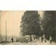 carte postale ancienne 78 MEULAN. Allée des Tilleuls Route de Beauvais 1909