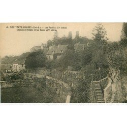 carte postale ancienne 78 MONTFORT-L'AMAURY. Tours. Poulies et Chemin de Ronde