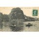 carte postale ancienne 78 POISSY. Rameurs Canotiers Ile Miggneaux 1909