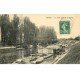 carte postale ancienne 78 POISSY. Barque et Bateaux Lavoir sur la Seine 1913