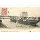 carte postale ancienne 78 POISSY. Pont et Vieux Moulin. Superbe Péniche à cheminée repliable 1905