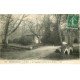 carte postale ancienne 78 CHATEAU RAMBOUILLET. Coquillages et Pont 1911