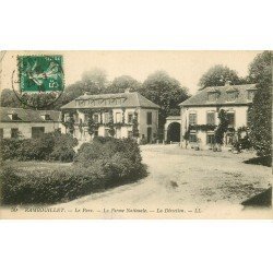 carte postale ancienne 78 CHATEAU RAMBOUILLET. La Direction de la Ferme Nationale 1918. Mini restauration bord