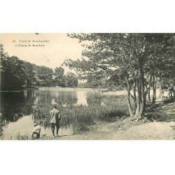 carte postale ancienne 78 RAMBOUILLET. Pêcheurs sur Etang du Moulinet