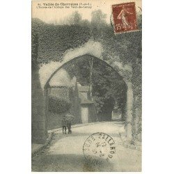 carte postale ancienne 78 VALLEE CHEVREUSE. Abbaye des Vaux-de-Cernay 1930 animation