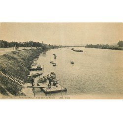carte postale ancienne 78 TRIEL SUR SEINE. Embarcadère et Pêcheuse