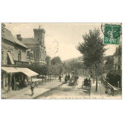 14 DIVES. Voitures Tacots Rue de la Gare avec Tapissier 1908 Hôtel de Ville