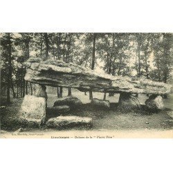 carte postale ancienne 79 LIMALONGES. Dolmen de la Pierre Pèse 1926