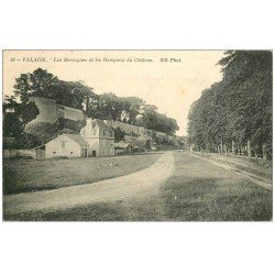carte postale ancienne 14 FALAISE. Bercagnes et Remparts du Château 1916