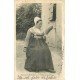 carte postale ancienne 79 MOUGON. Paysanne Fileuse 1913