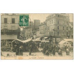 carte postale ancienne 14 FALAISE. Le Marché 1911