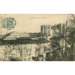 carte postale ancienne 79 NIORT. Donjon et Halles 1907