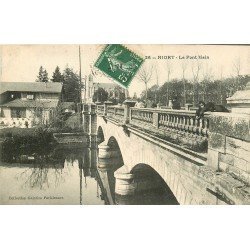 carte postale ancienne 79 NIORT. Le Pont Main animation 1908