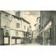 carte postale ancienne 79 NIORT. Rue du Pont avec curieuses...