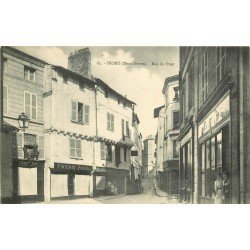 carte postale ancienne 79 NIORT. Rue du Pont avec curieuses...