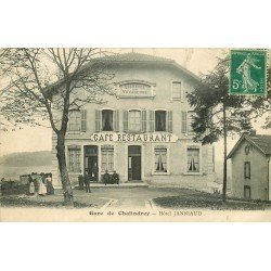 52 GARE DE CHALINDREY. Café Hôtel Janniaud 1912 avec son Personnel