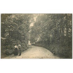 carte postale ancienne 14 HONFLEUR. Allée des Bruyères Côte de Grâce 1906