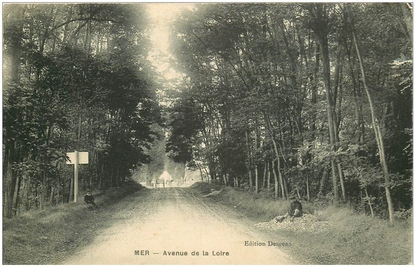 carte postale ancienne 41 MER. Gamin assis Avenue de la Loire 1911