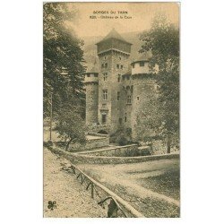 carte postale ancienne 81 CHATEAU DE LA CAZE avec personnage sur petit Pont de pierres