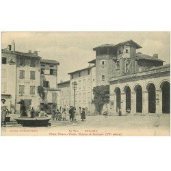carte postale ancienne 81 GAILLAC. Place Thiers vieille Maison et Fontaine
