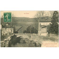 carte postale ancienne 81 LABASTIDE-ROUAIROUX. Rivière et Pont 1911 animation