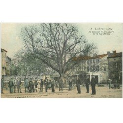 81 LABRUGUIERE. Le Kiosque à musique Boulevard de la République Hôtel du Lion d'Or