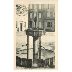 carte postale ancienne 81 LACAUNE-LES-BAINS. La Fontaine. La foun das pissaires