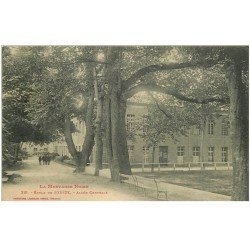 carte postale ancienne 81 SOREZE. L'Ecole sur l'Allée Centrale 1917