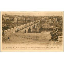 carte postale ancienne 82 MONTAUBAN. Pont du Tarn et Monument des Enfants Morts pour la Patrie