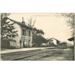 82 MONTRICOUX. La Gare