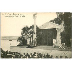 carte postale ancienne 83 BANDOL. Inauguration du Théâtre de la Mer Spectacle et Comédiens