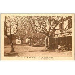 carte postale ancienne 83 CAVALAIRE-SUR-MER. Place de la Poste Café Tabac Plaisance