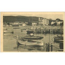 carte postale ancienne 83 SAINTE MAXIME SUR MER. Port et Casino 1937 barques de Pêcheurs