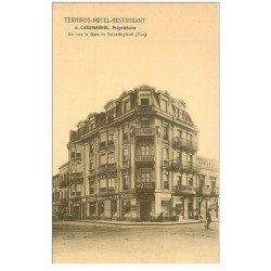 carte postale ancienne 83 SAINT-RAPHAEL. Terminus Hôtel Restaurant face à la Gare et l'Eclaireur de Nice
