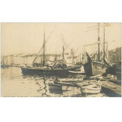carte postale ancienne 83 SAINT-TROPEZ. Par Dauphin au Salon de 1901. Barques et Bateaux de Pêcheurs