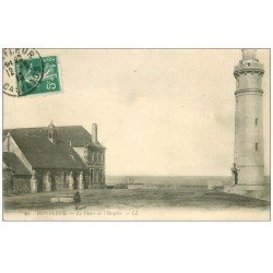 carte postale ancienne 14 HONFLEUR. Phare Hospice 1910