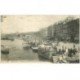 carte postale ancienne 83 TOULON. Embarquement des provisions pour l'Escadre 1911 avec Marins