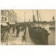 carte postale ancienne 14 HONFLEUR. Quai Beaulieu Bateau du Havre Hôtel du Cheval Blanc