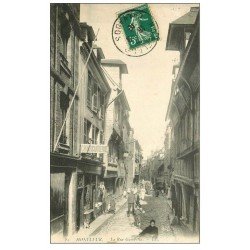 carte postale ancienne 14 HONFLEUR. Rue Gambetta 1910 Charcuterie