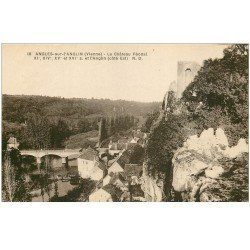 carte postale ancienne 86 ANGLES SUR L'ANGLIN. Village et Château Féodal