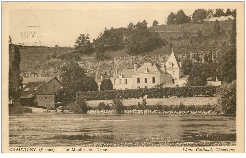 carte postale ancienne 86 CHAUVIGNY. Le Moulin des Dames 1935