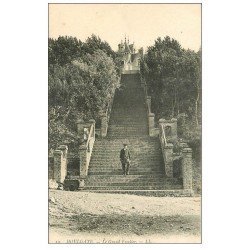 carte postale ancienne 14 HOULGATE. L'Escalier animation