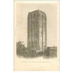 86 LOUDUN. Donjon du Château 1903. Fiche collée verso avec un des Premier Timbre photocopié 1 centime
